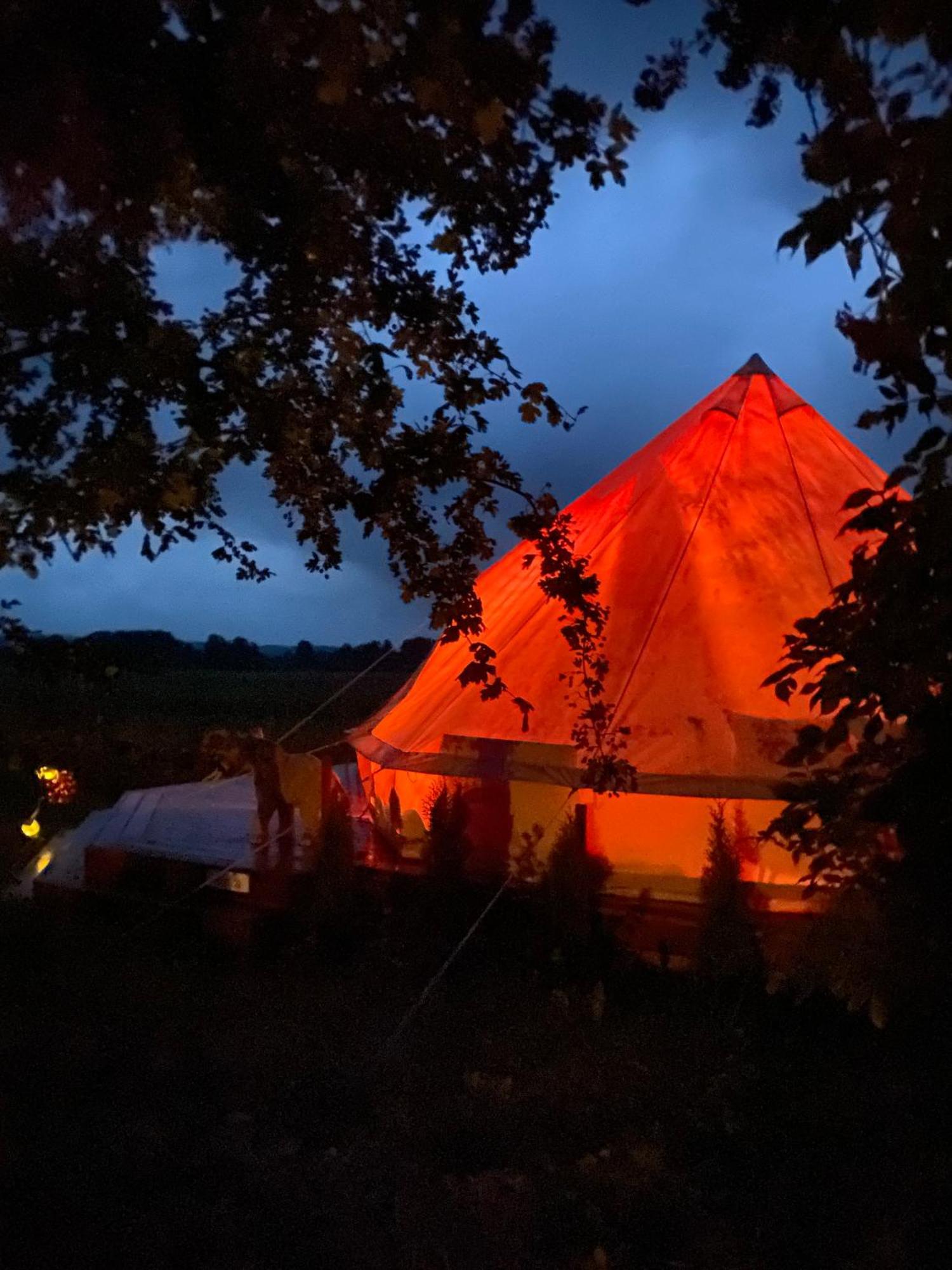 Soerby Glamping Hotel Klockrike Bagian luar foto